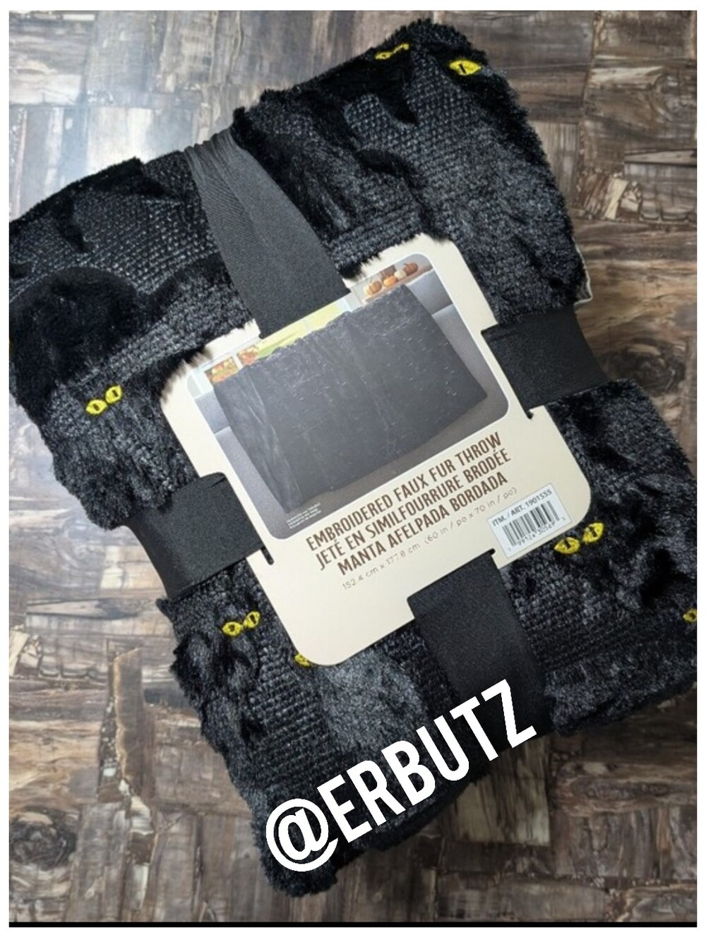 TikTok Viral 🎥HTF Ashfotd Home Embroidered Halloween Cat Faux Fur Throw Blanket